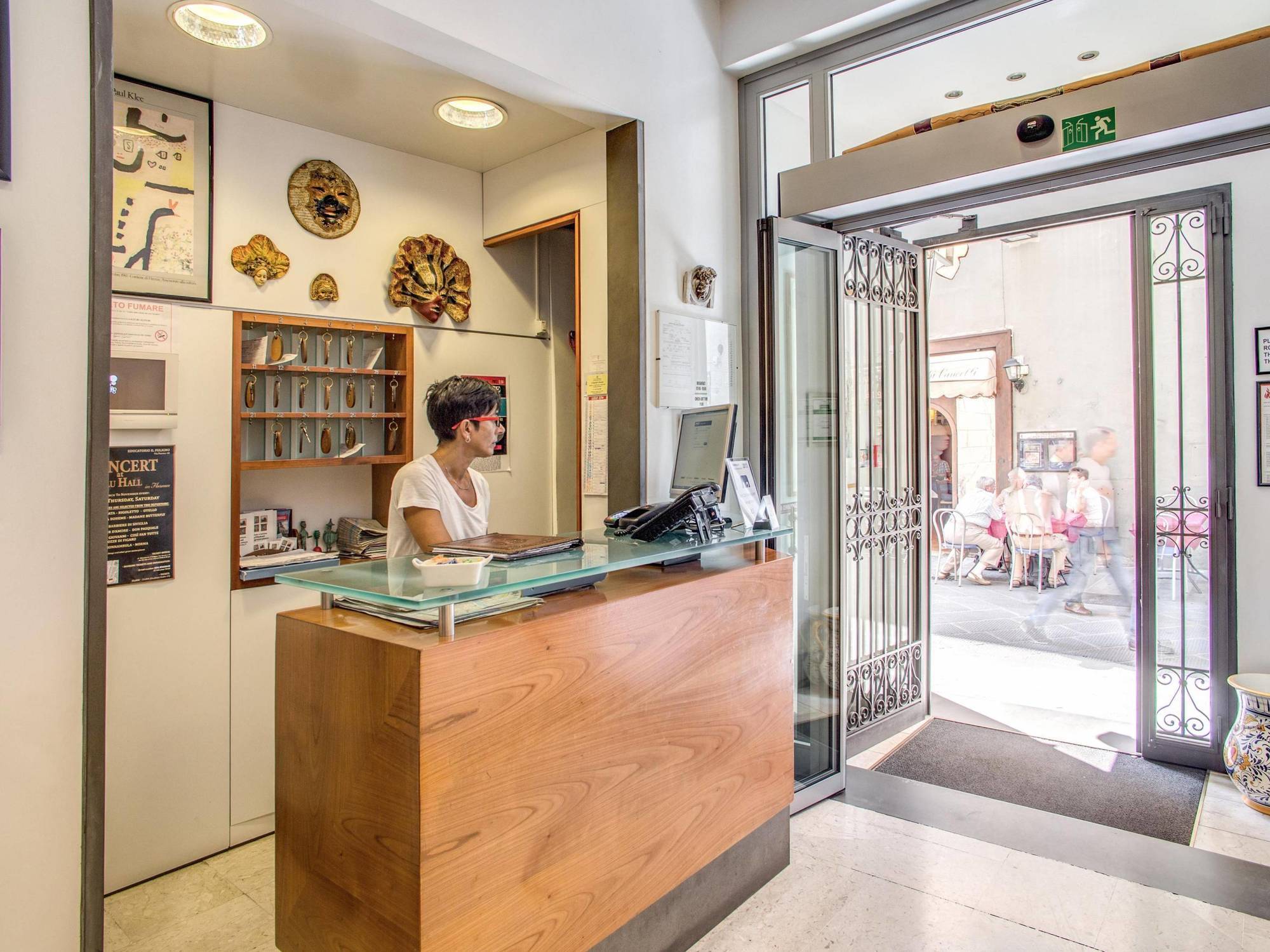 Hotel Nuova Italia Firenze Kültér fotó